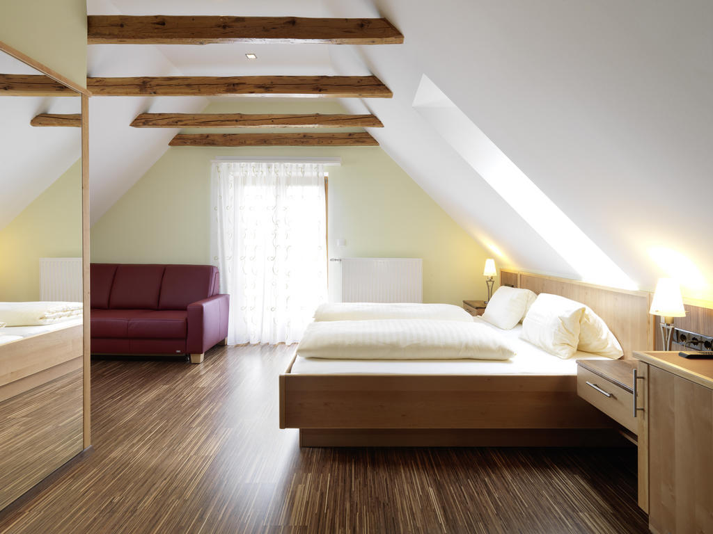 Weingut Skoff Original Hotel Gamlitz Bilik gambar