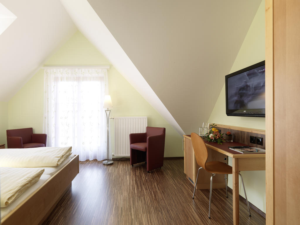 Weingut Skoff Original Hotel Gamlitz Bilik gambar