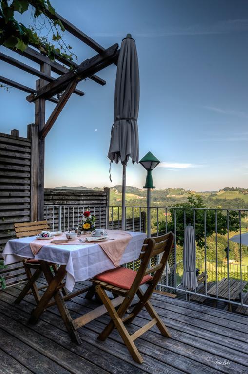 Weingut Skoff Original Hotel Gamlitz Luaran gambar